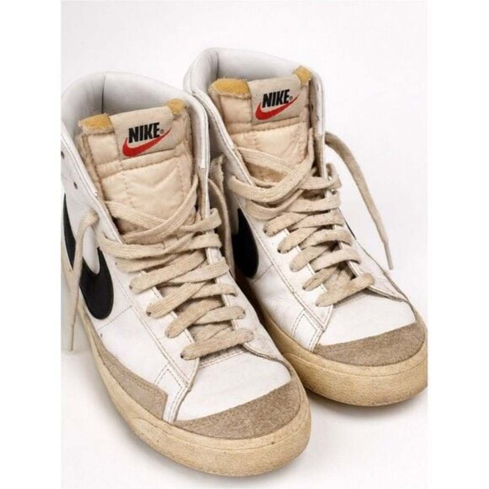 Nike Vintage High Top Sneakers White Black Distressed Y2K